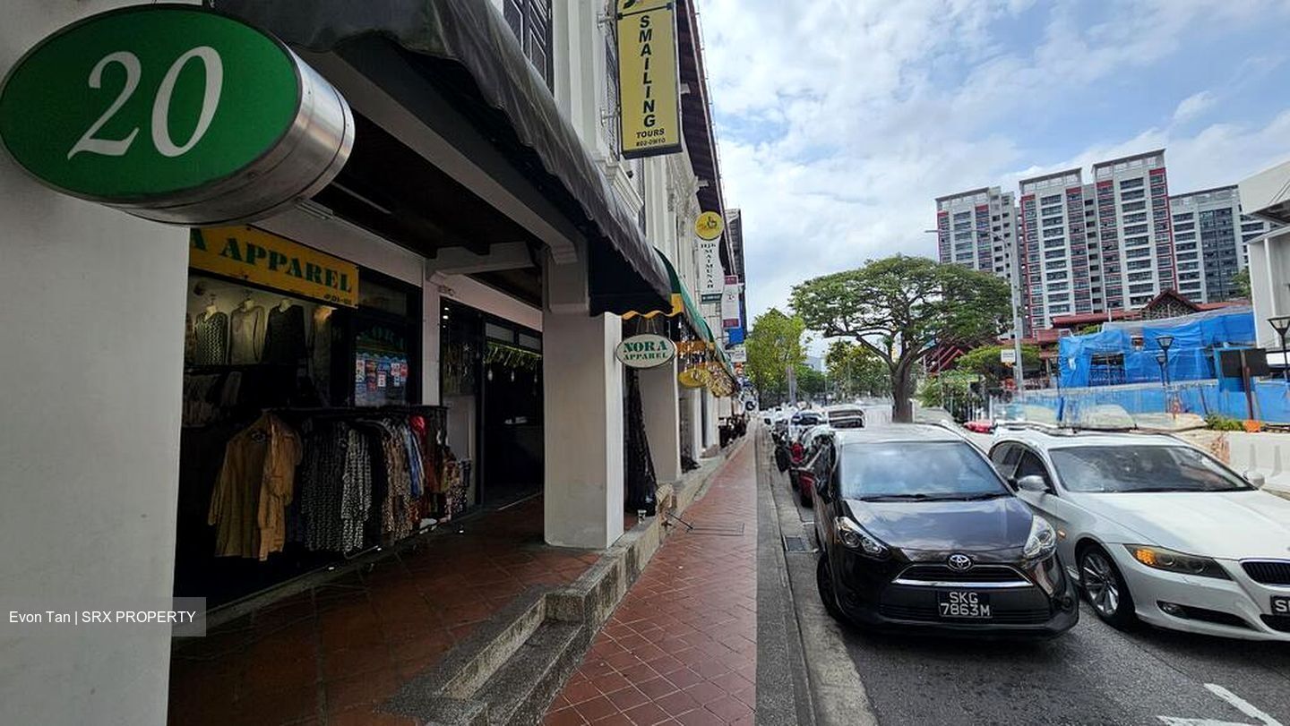 Joo Chiat Road (D15), Shop House #586027331